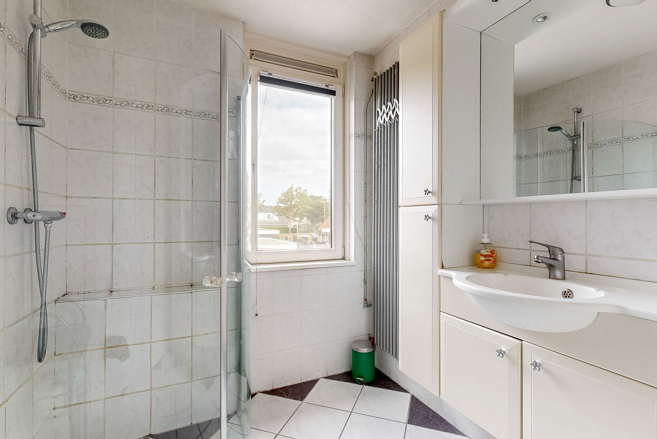 Foto 21 van Lockerskamp 2