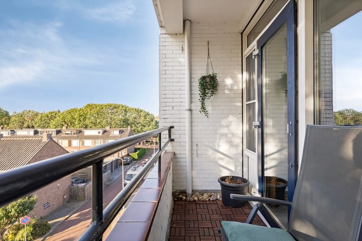 Foto 12 van Merelstraat 11