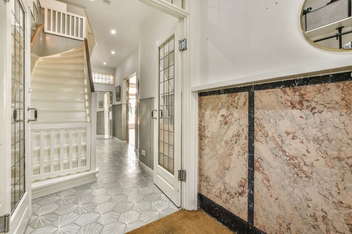 Photo 3 of Anna van Burenlaan 54