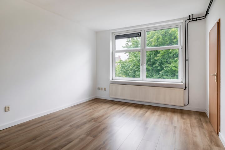 Photo 12 of Lange Hilleweg 67-B