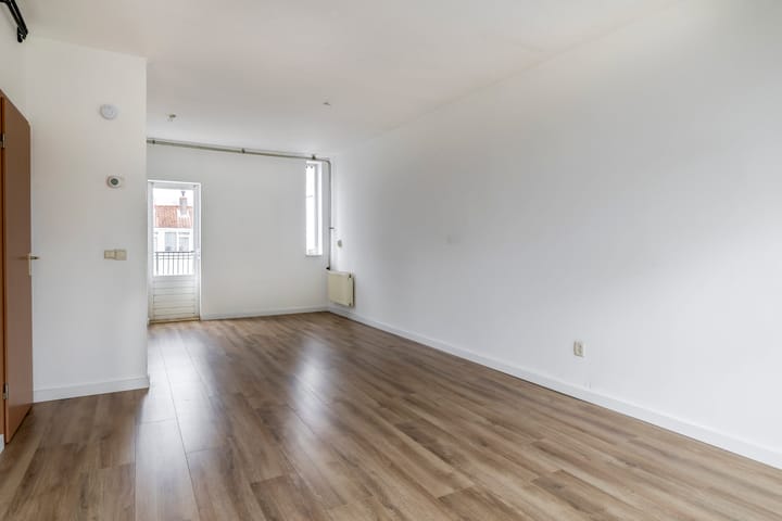 Photo 13 of Lange Hilleweg 67-B