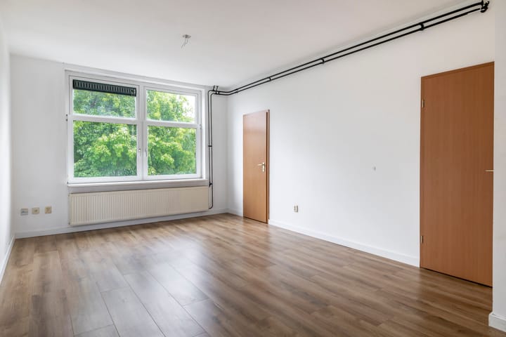 Photo 14 of Lange Hilleweg 67-B