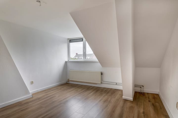 Photo 25 of Lange Hilleweg 67-B