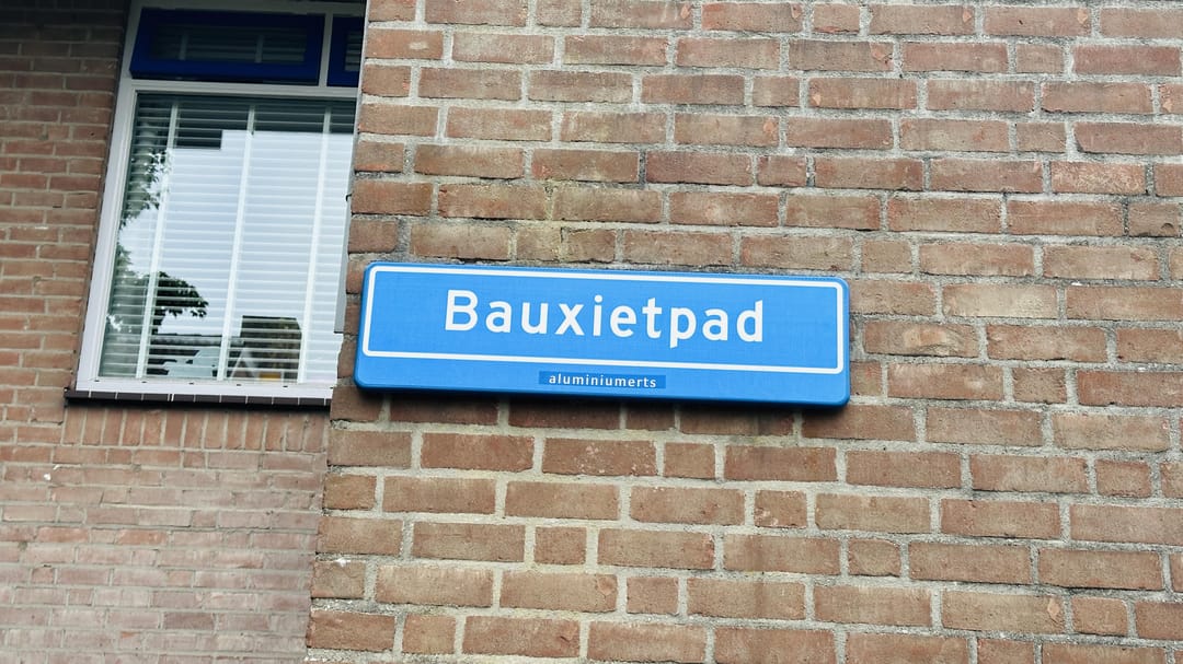Foto 2 van Bauxietpad 11