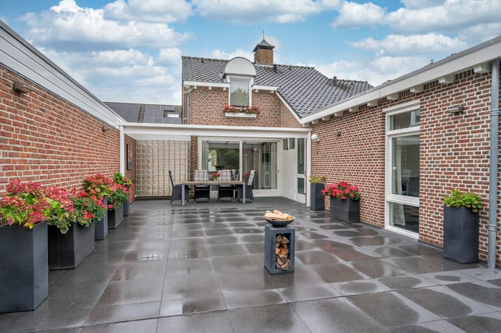 Foto 42 van Bertha Soreestraat 29