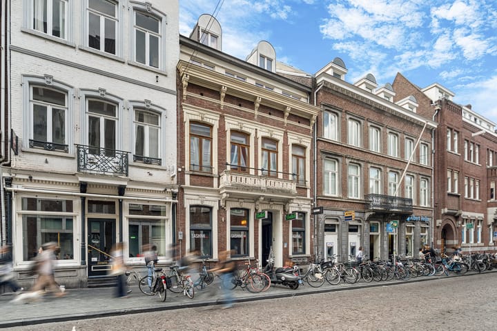 Helmstraat 8 B