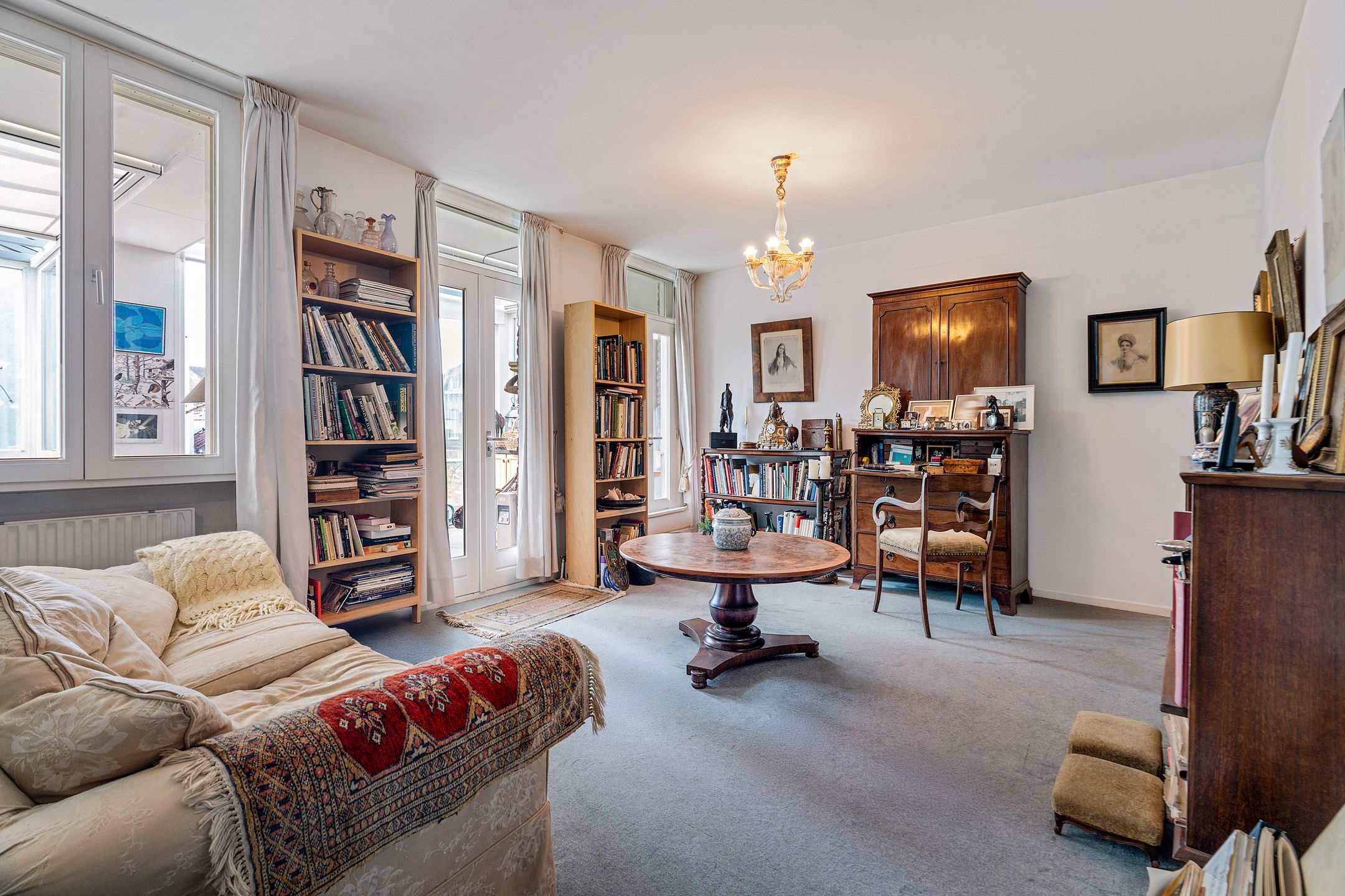 Photo 18 of Helmstraat 8-B