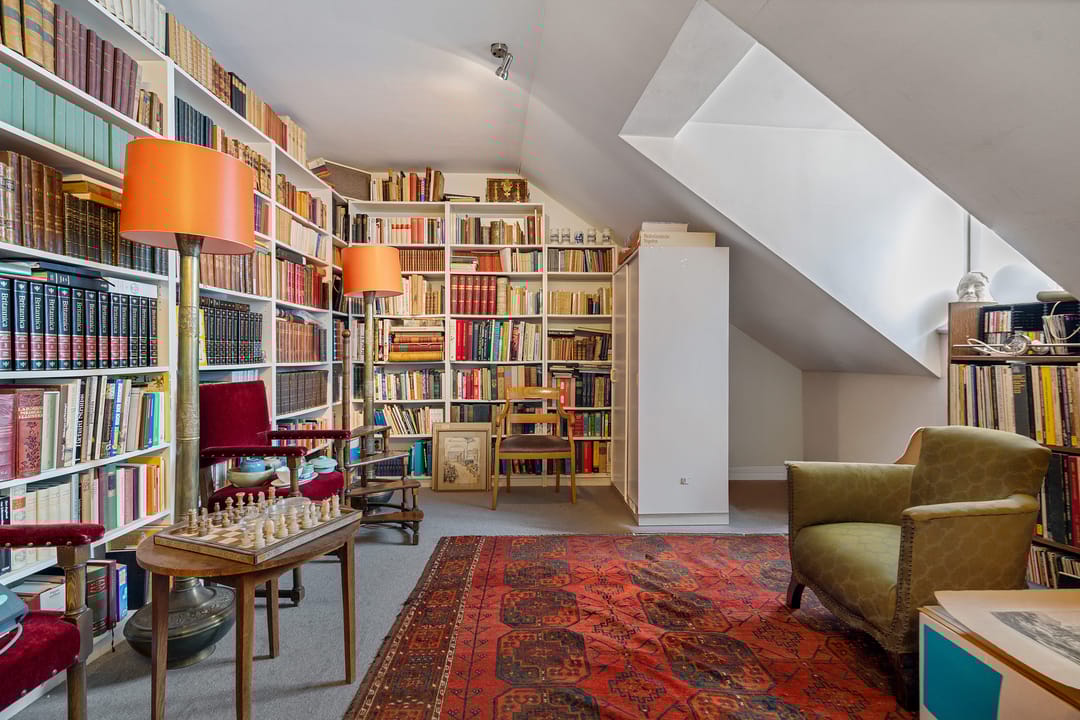 Photo 23 of Helmstraat 8-B