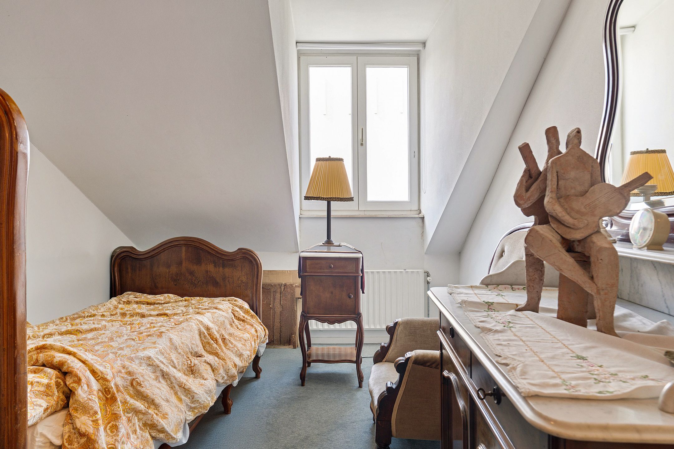 Photo 27 of Helmstraat 8-B