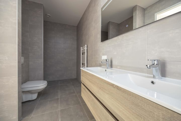 Photo 24 of Raadhuisstraat 9-C