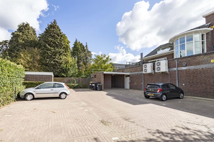 Photo 37 of Raadhuisstraat 9-C