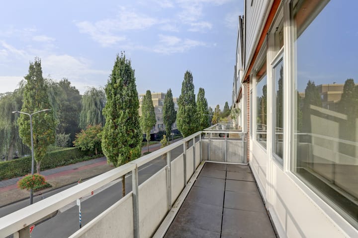Photo 2 of Koornbeursweg 230