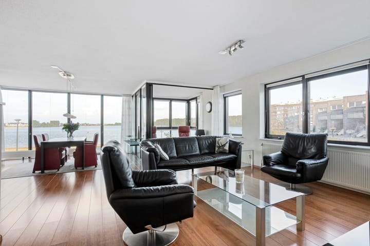 Photo 6 of Bultkroos 155