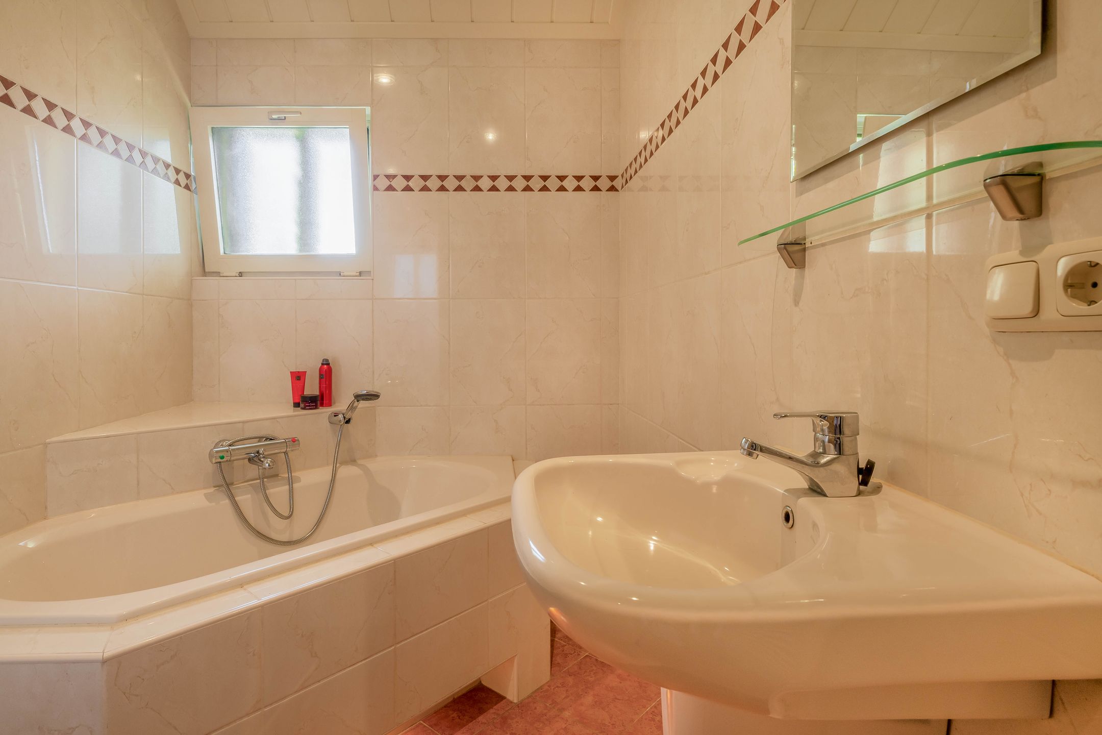 Foto 15 van Achterkampweg 16