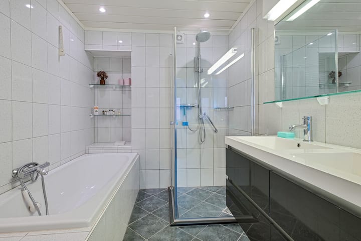 Foto 4 van Van Alphenstraat 5