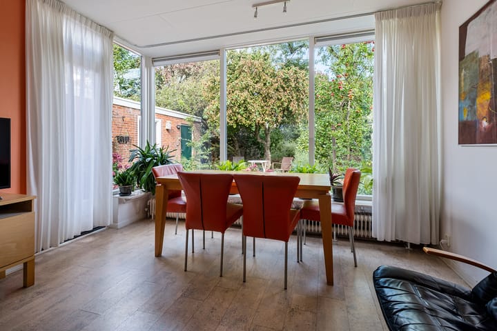 Foto 13 van Van Alphenstraat 5