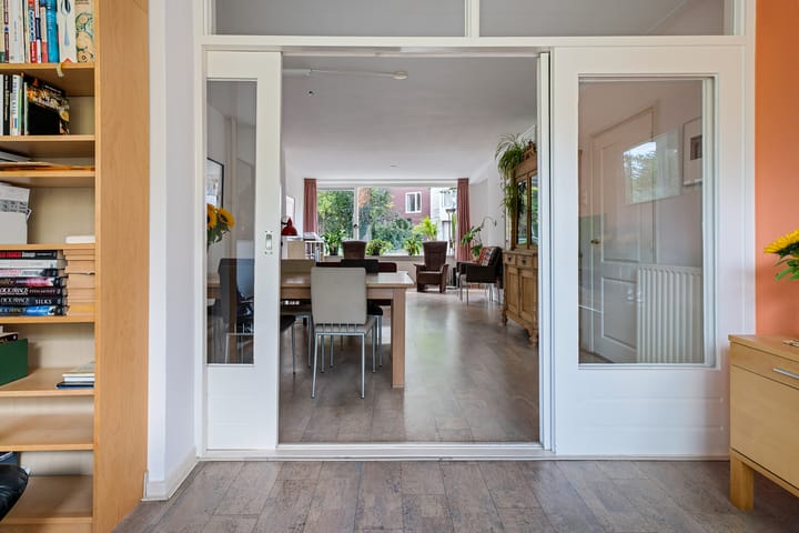 Foto 17 van Van Alphenstraat 5