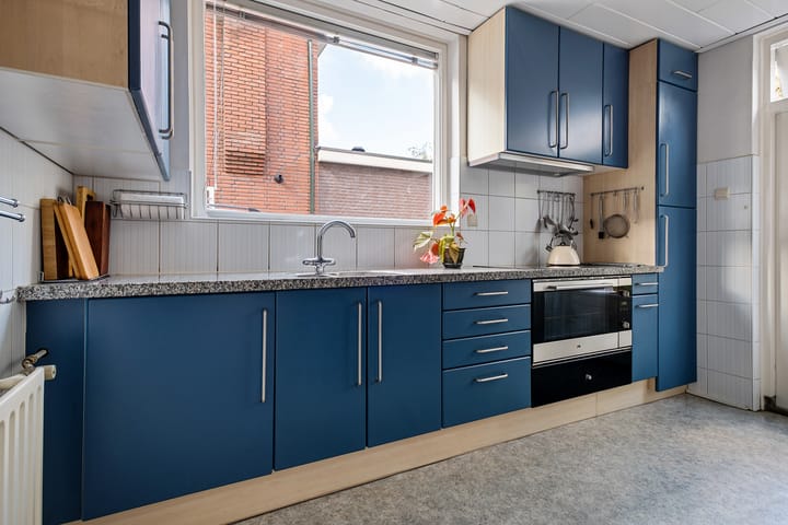 Foto 22 van Van Alphenstraat 5