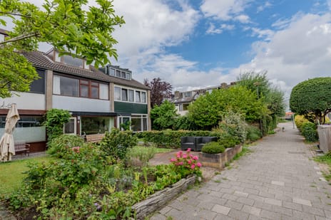 M.Dotingalaan 32 tertiary image