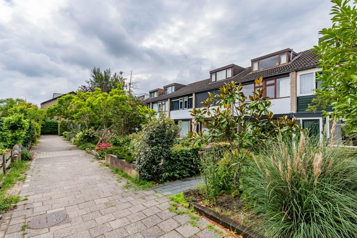 Photo 29 of M.Dotingalaan 32