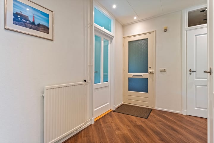 Photo 11 of Tuinfluiterstraat 41