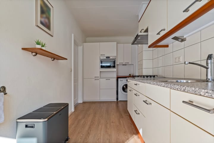 Photo 22 of Tuinfluiterstraat 41