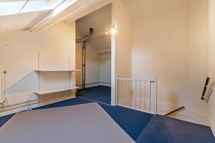 Photo 33 of Tuinfluiterstraat 41