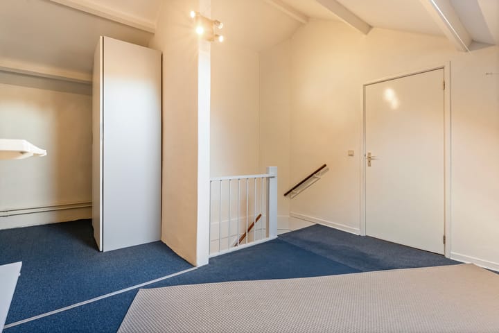 Photo 35 of Tuinfluiterstraat 41