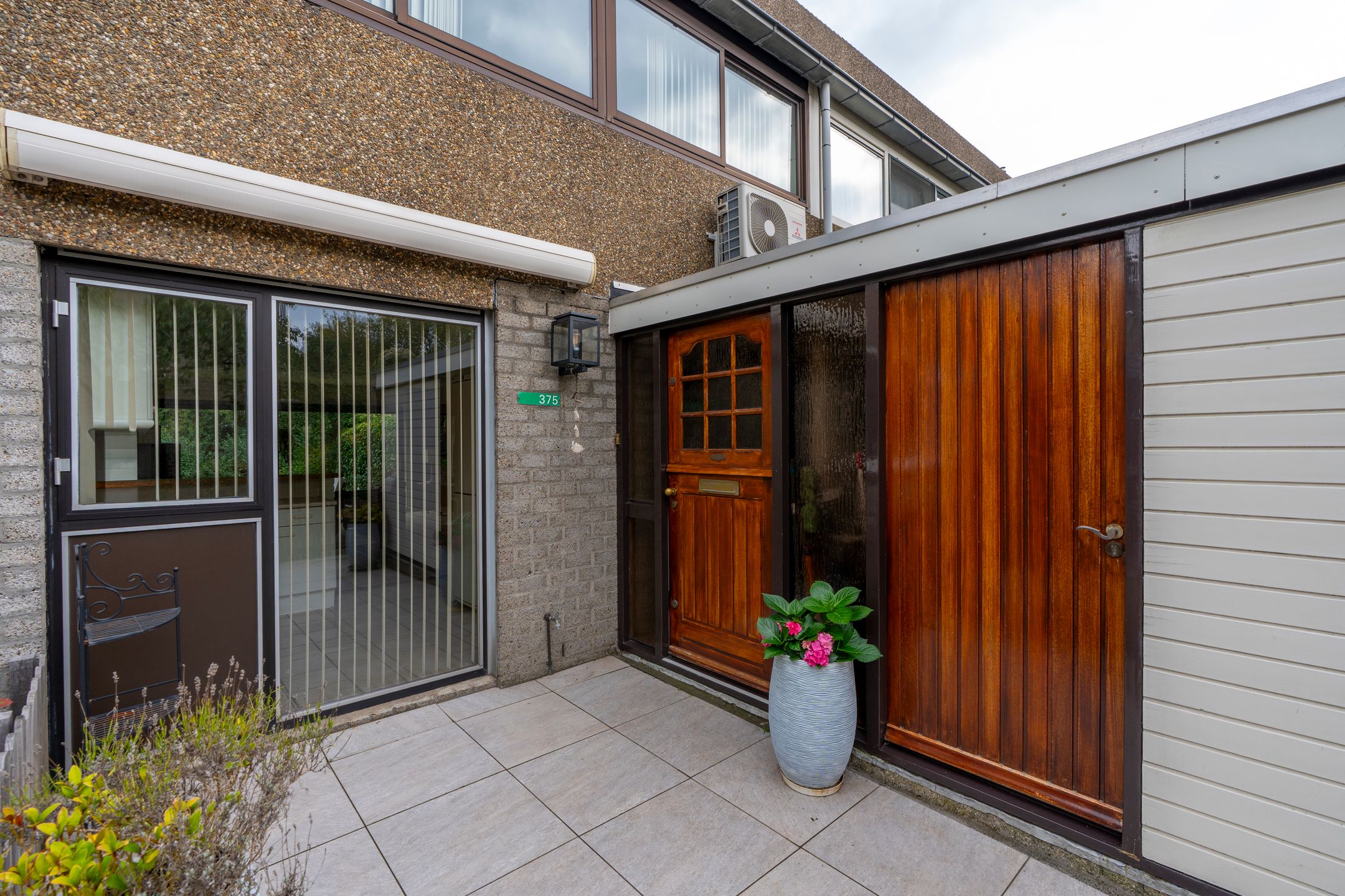 Photo 12 of Bloemstede 375