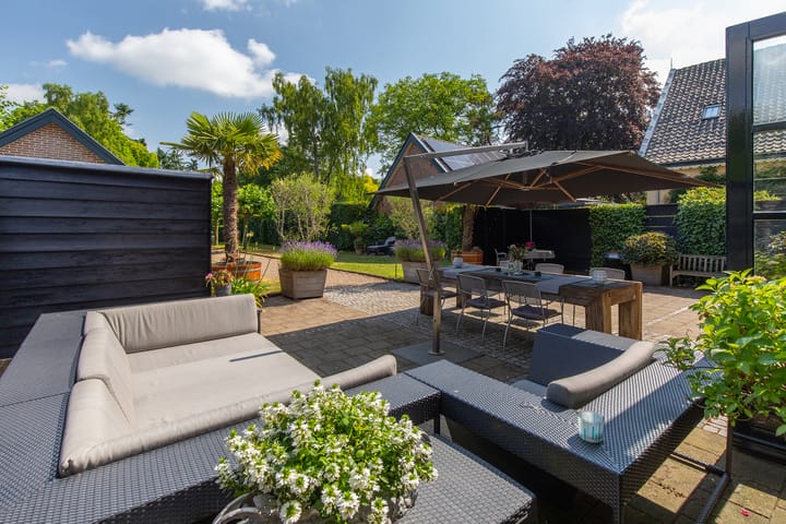 Photo 17 of Burgemeester van den Boschstraat 41