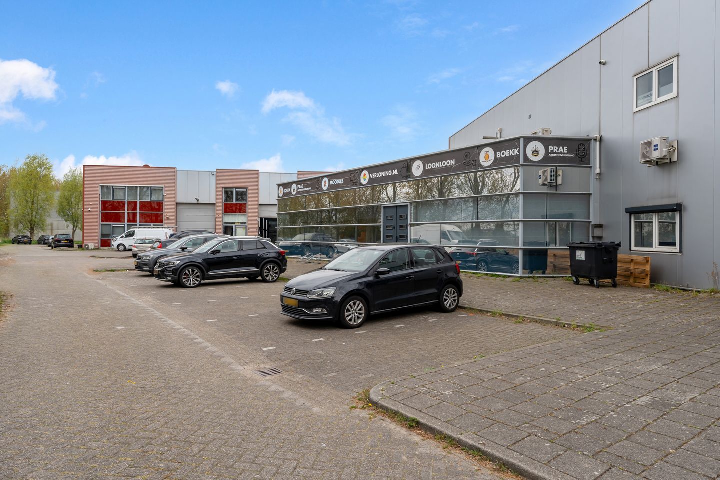 Bekijk foto 2 van Kiotoweg 157