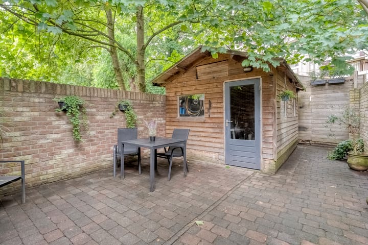 Photo 22 of Parkstraat 12