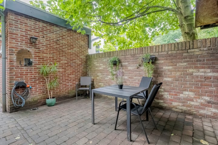 Photo 24 of Parkstraat 12