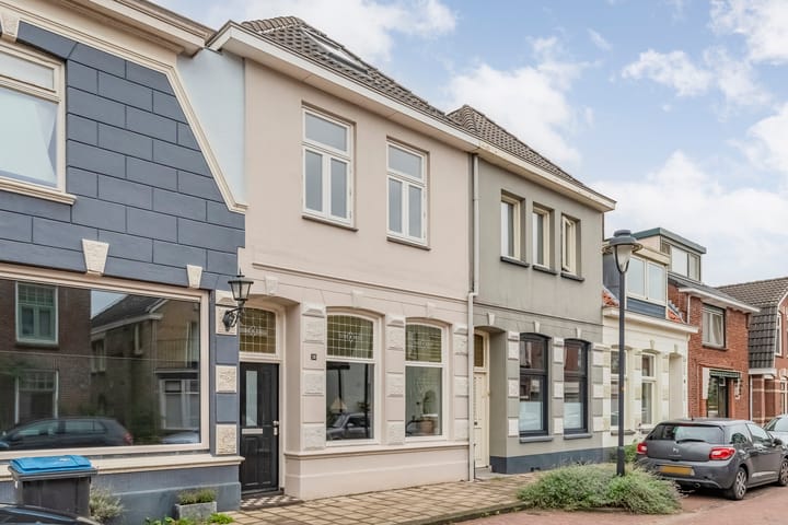 Photo 5 of Parkstraat 12