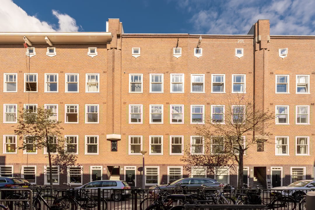 Photo 1 of Jan van Riebeekstraat 18-2