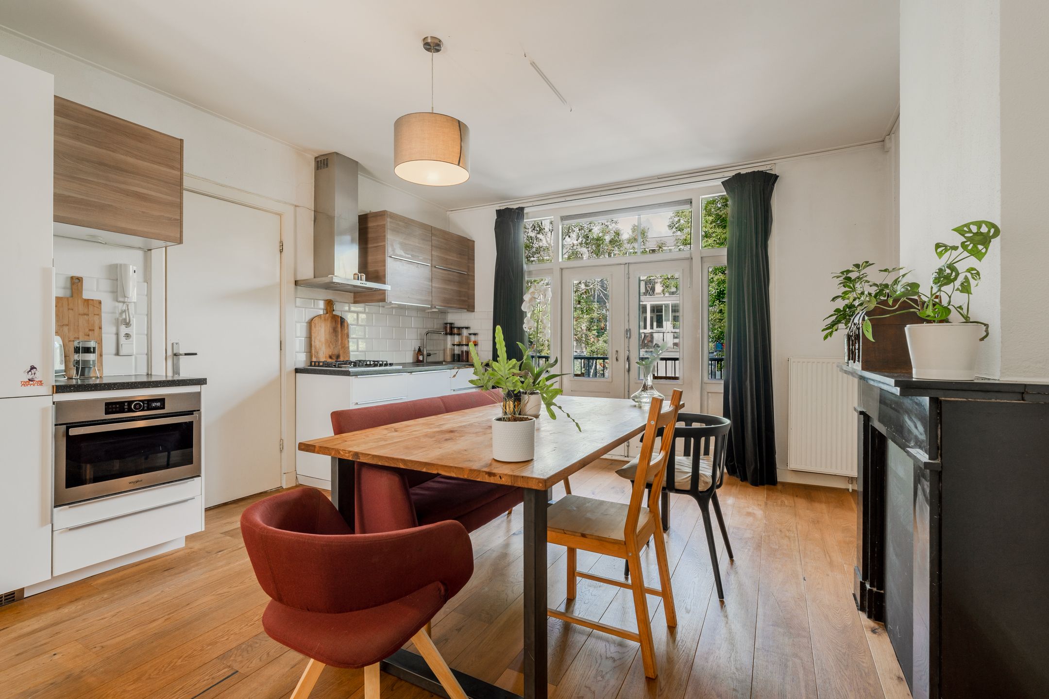 Photo 3 of Jan van Riebeekstraat 18-2