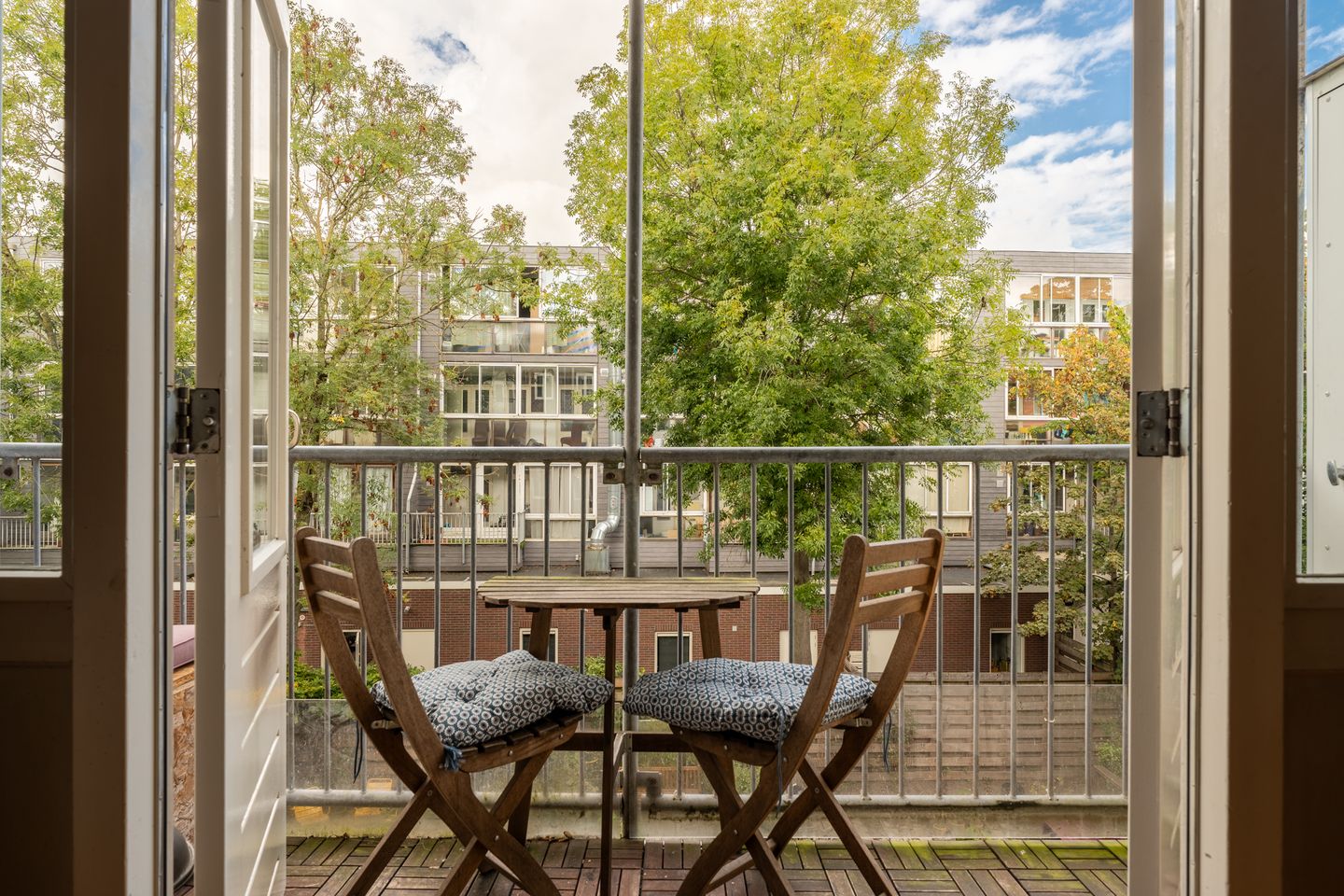 Photo 5 of Jan van Riebeekstraat 18-2