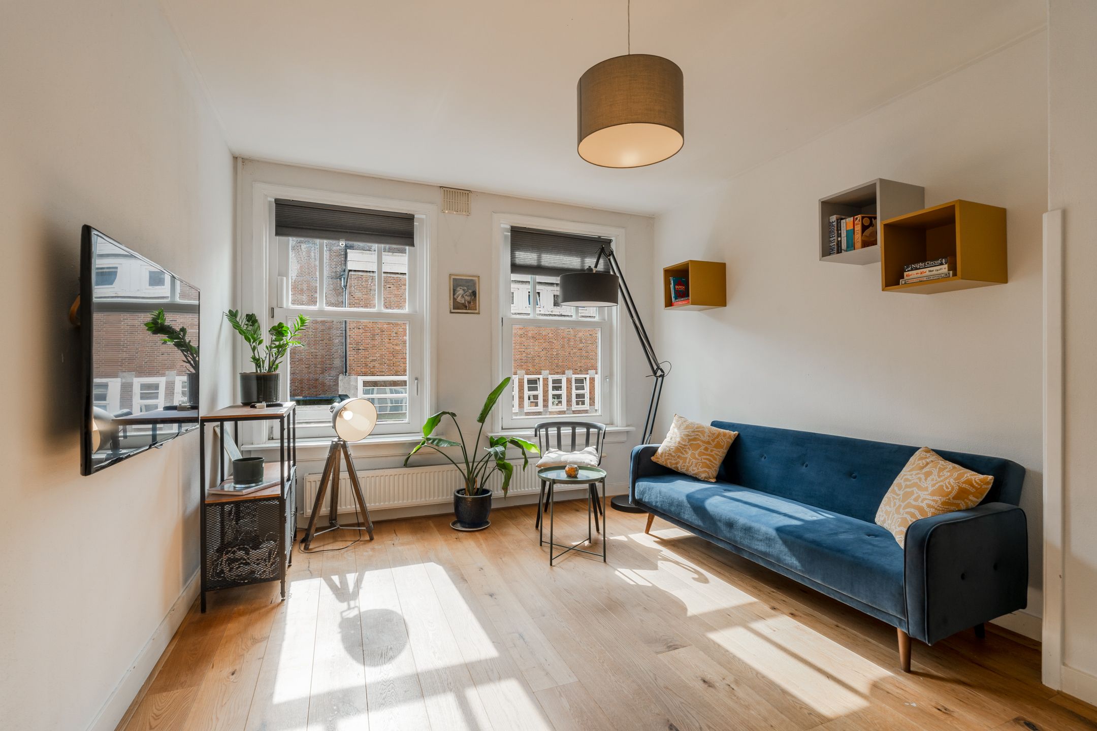 Photo 18 of Jan van Riebeekstraat 18-2