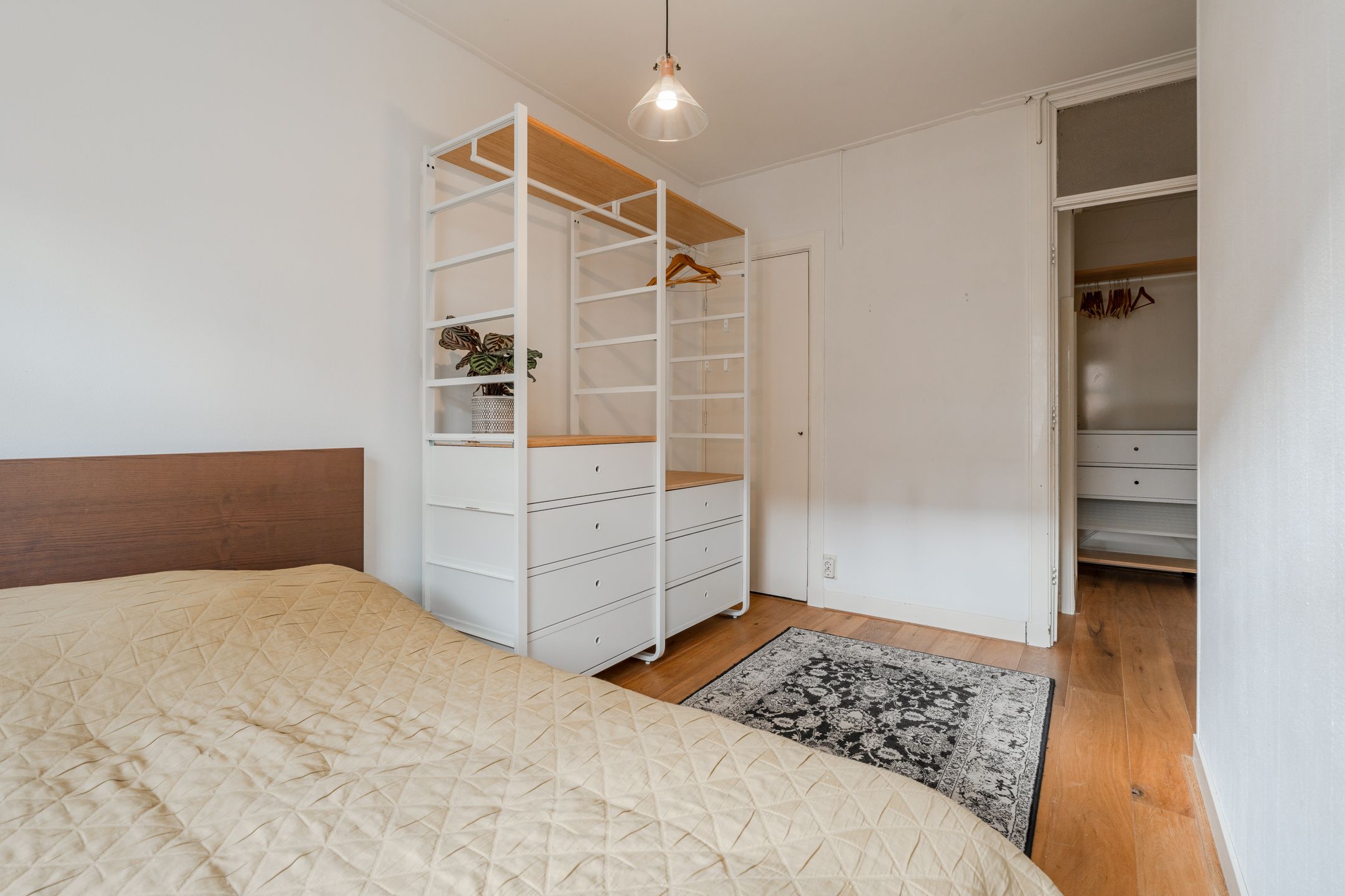 Photo 27 of Jan van Riebeekstraat 18-2