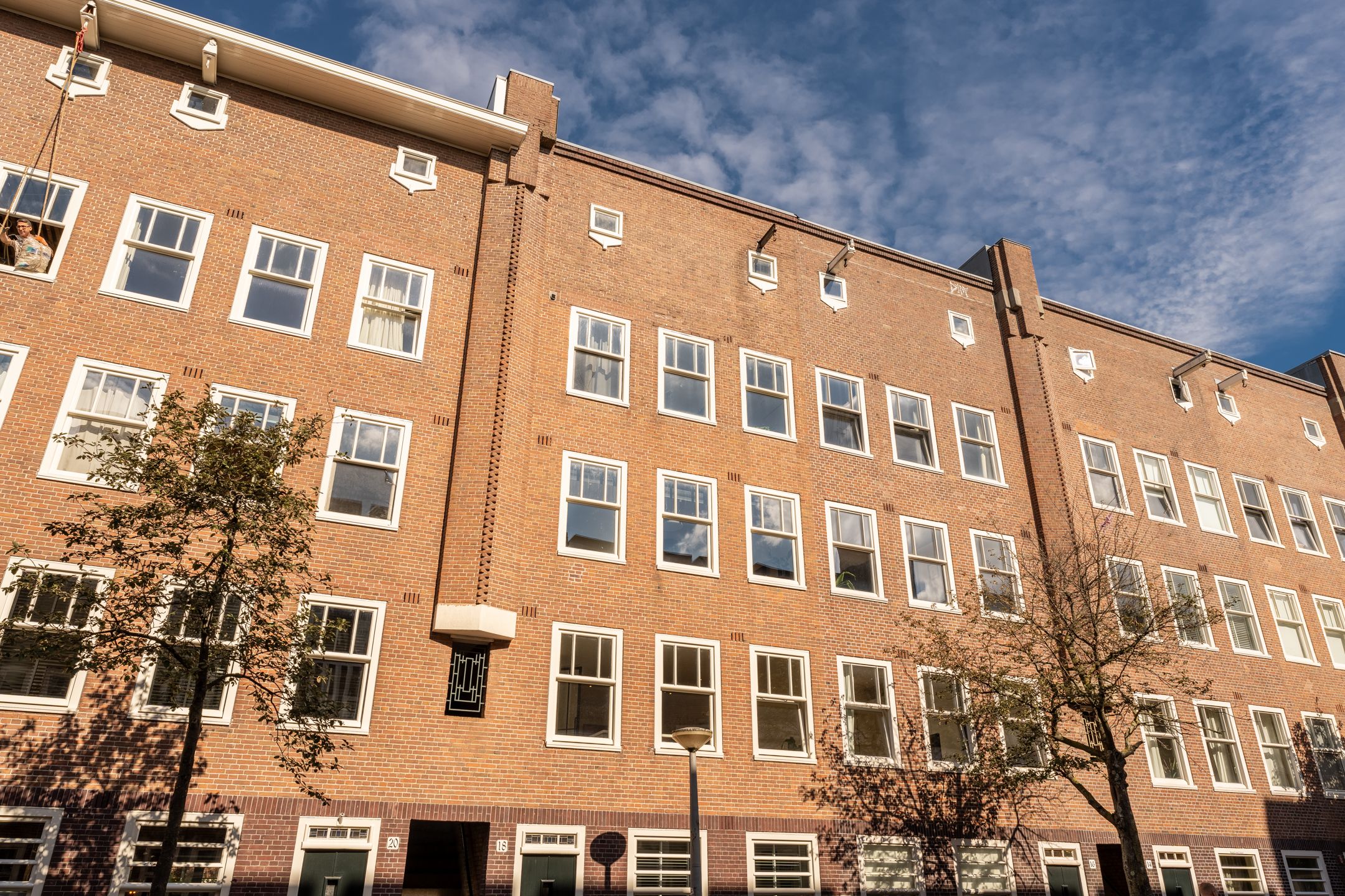 Photo 33 of Jan van Riebeekstraat 18-2