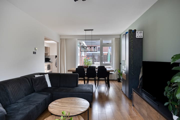 Photo 9 of Prinses Irenestraat 20