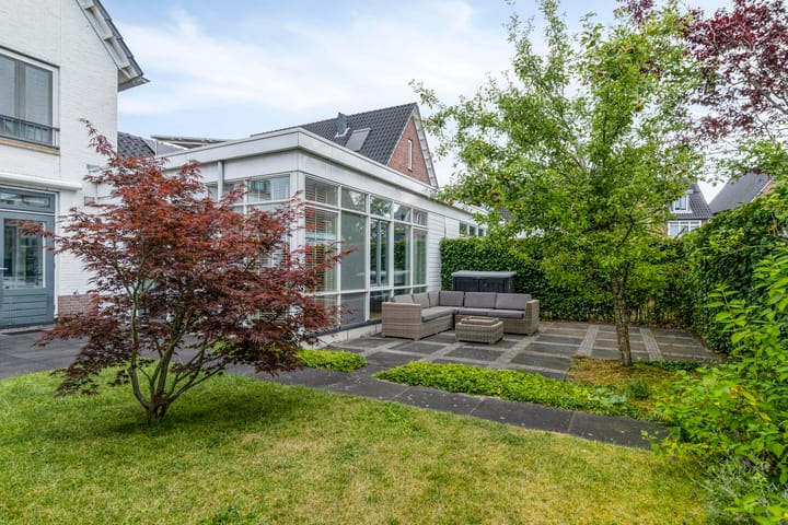 Foto 24 van Vlinderplein 20