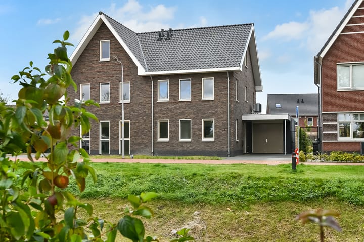 Foto 1 van Kruisbessenstraat 37