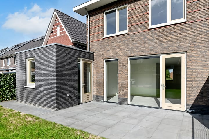 Foto 38 van Kruisbessenstraat 37