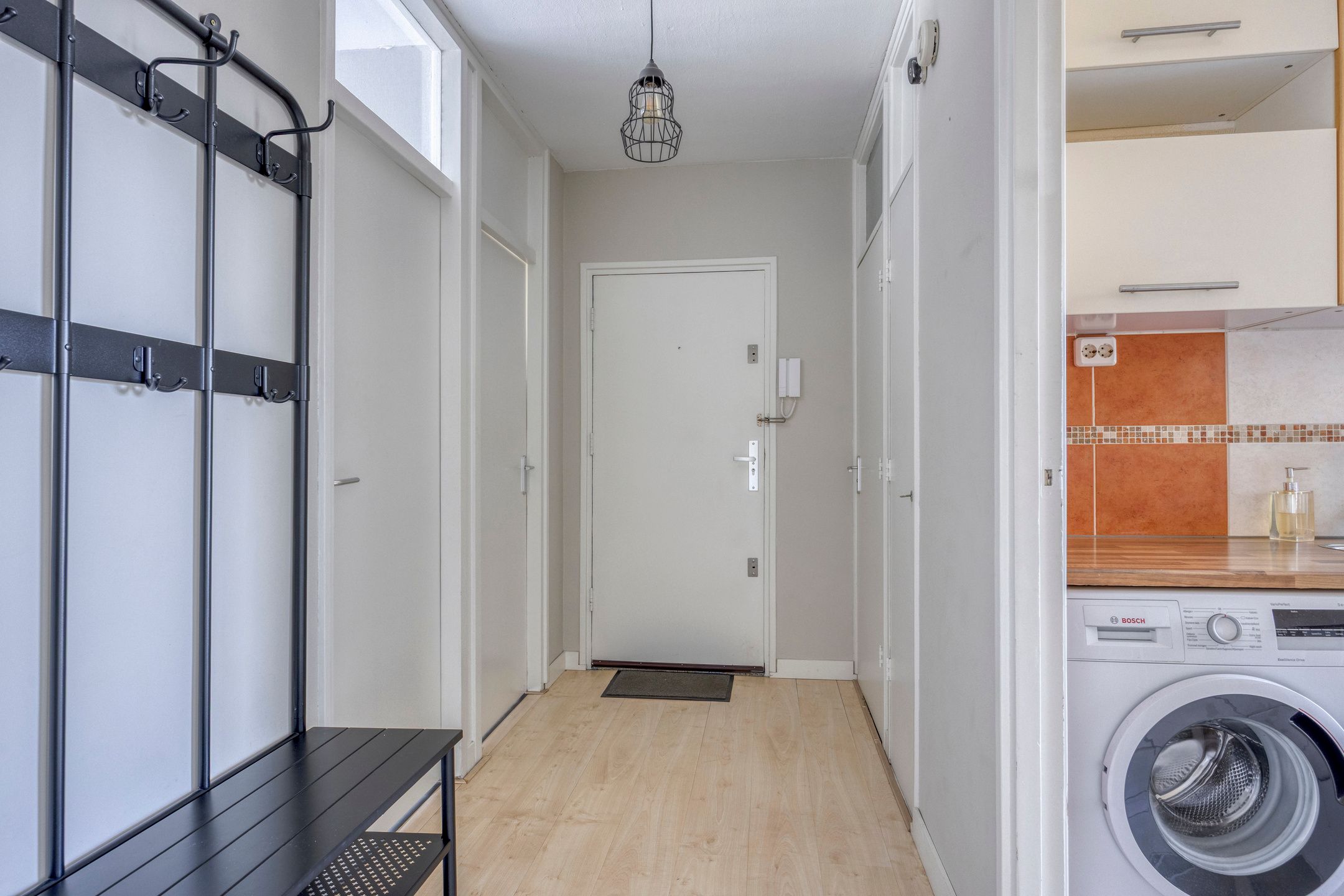 Photo 6 of Meridiaan 16-B