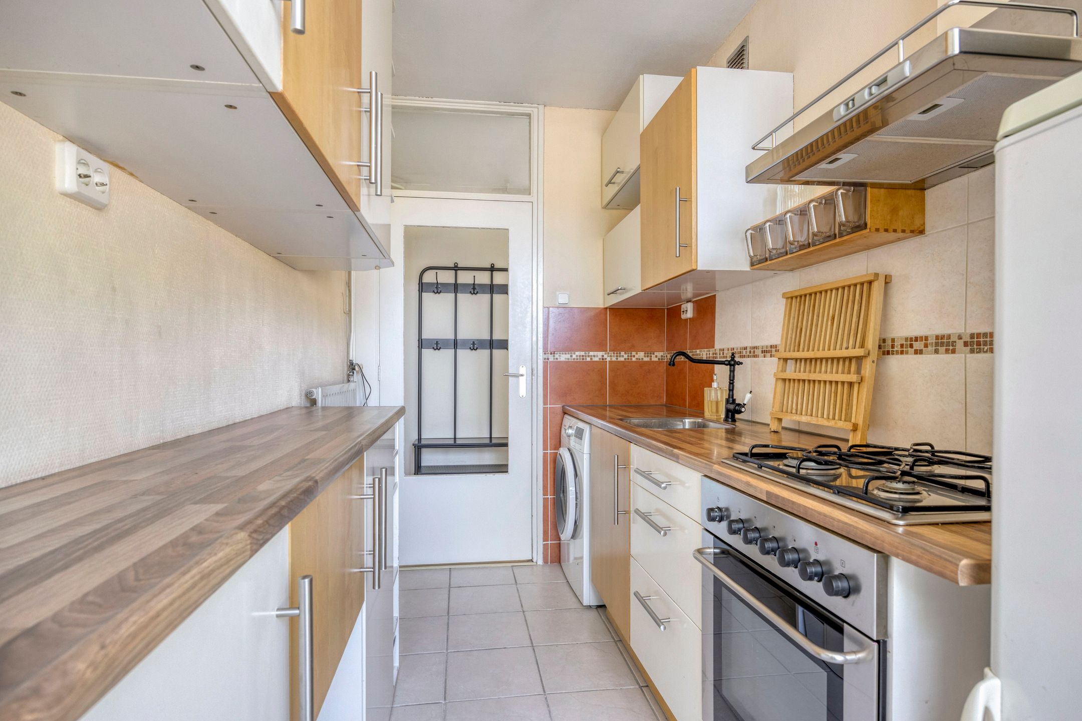 Photo 12 of Meridiaan 16-B