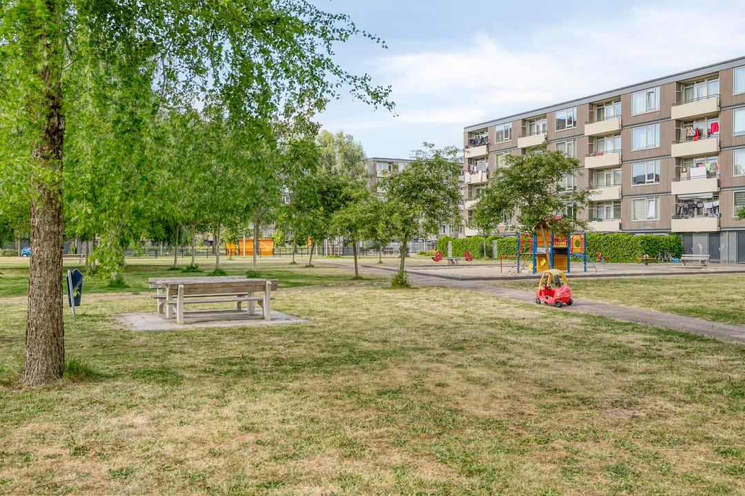 Photo 22 of Meridiaan 16-B