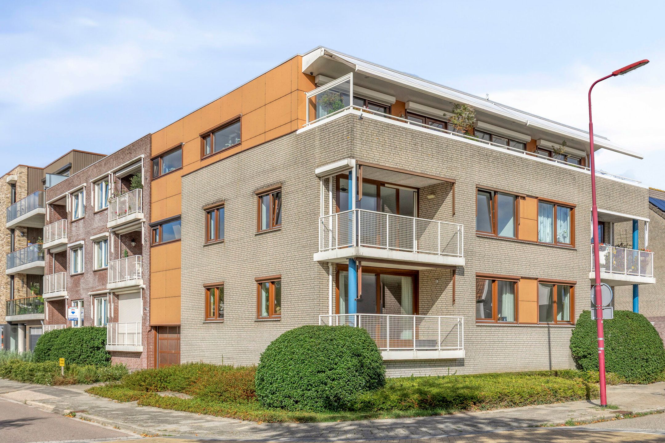 Buying a house in The Netherlands., Gebroken Meeldijk 118