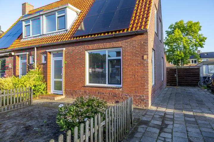 Foto 3 van Klaas Woltjerweg 55