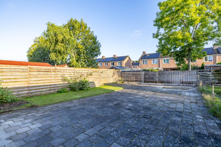 Foto 24 van Klaas Woltjerweg 55